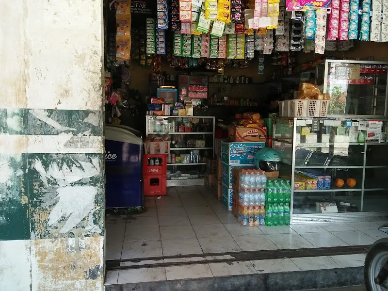 Cilacap Serba Ada: Toko Deny/Riska, Teman Belanja yang Selalu Ada